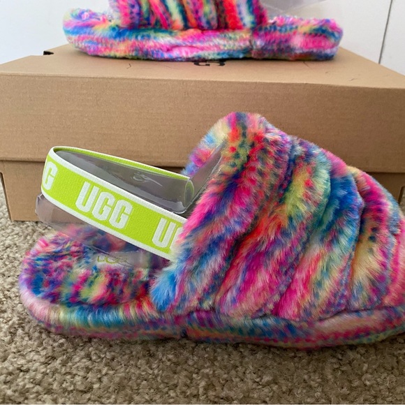 Ugg slides - Picture 5 of 5